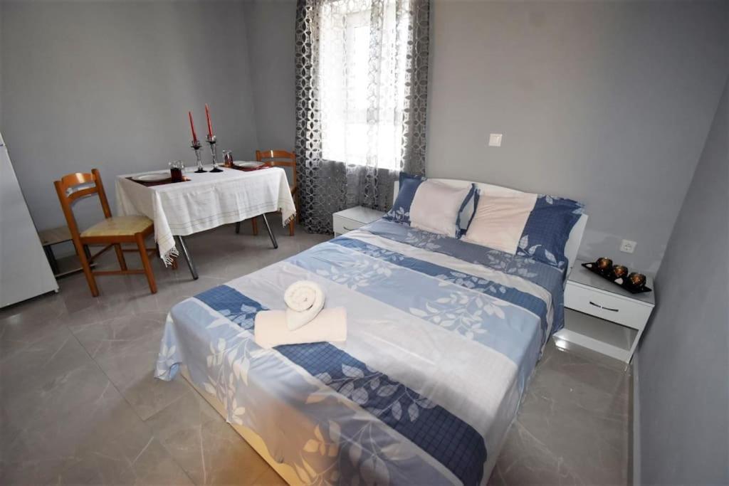 MOSHOVIA STUDIO Κάρπαθος στο κέντρο και ήσυχα Βίλα Εξωτερικό φωτογραφία